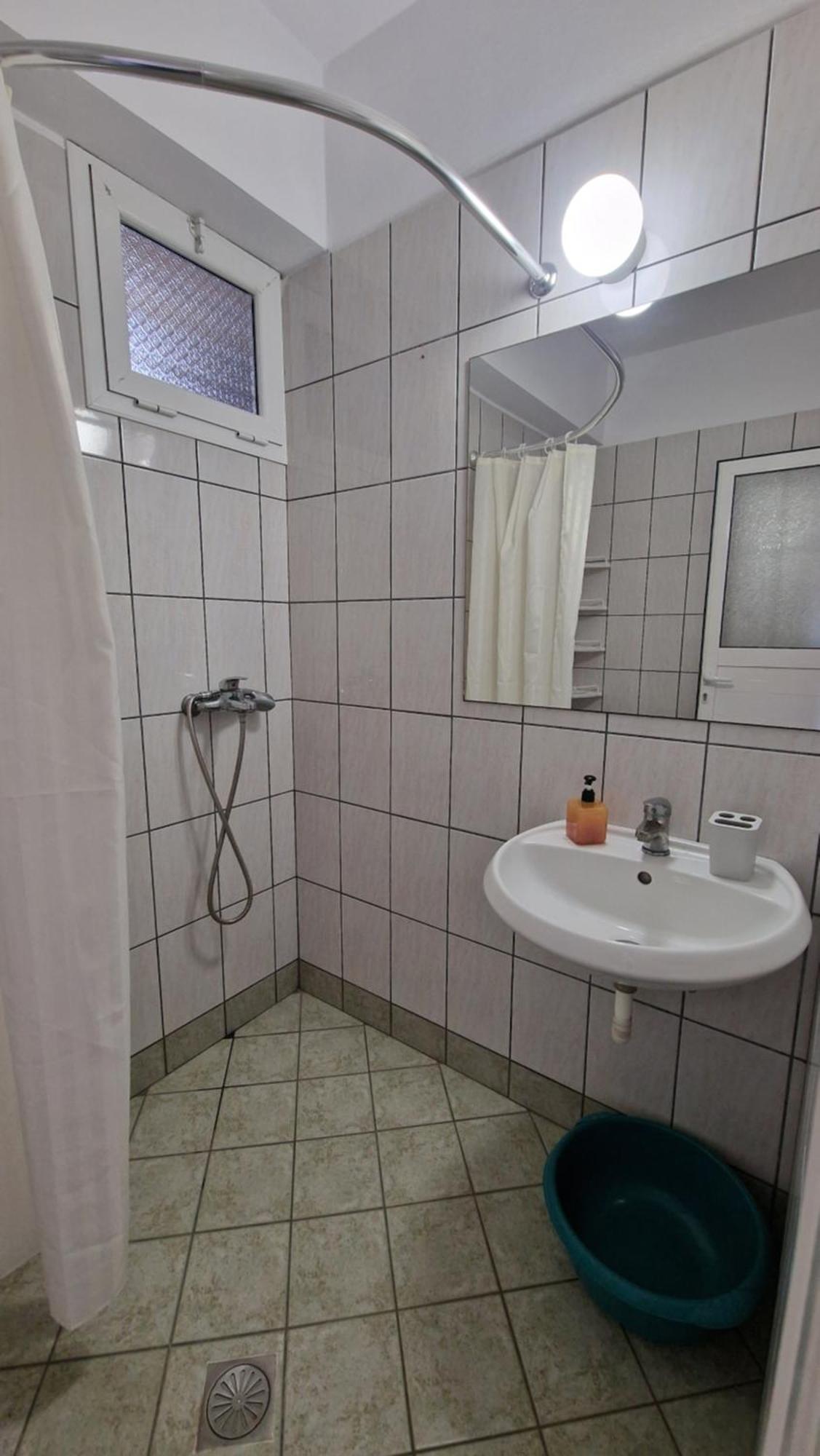 Horizon View Rooms Himare Bilik gambar
