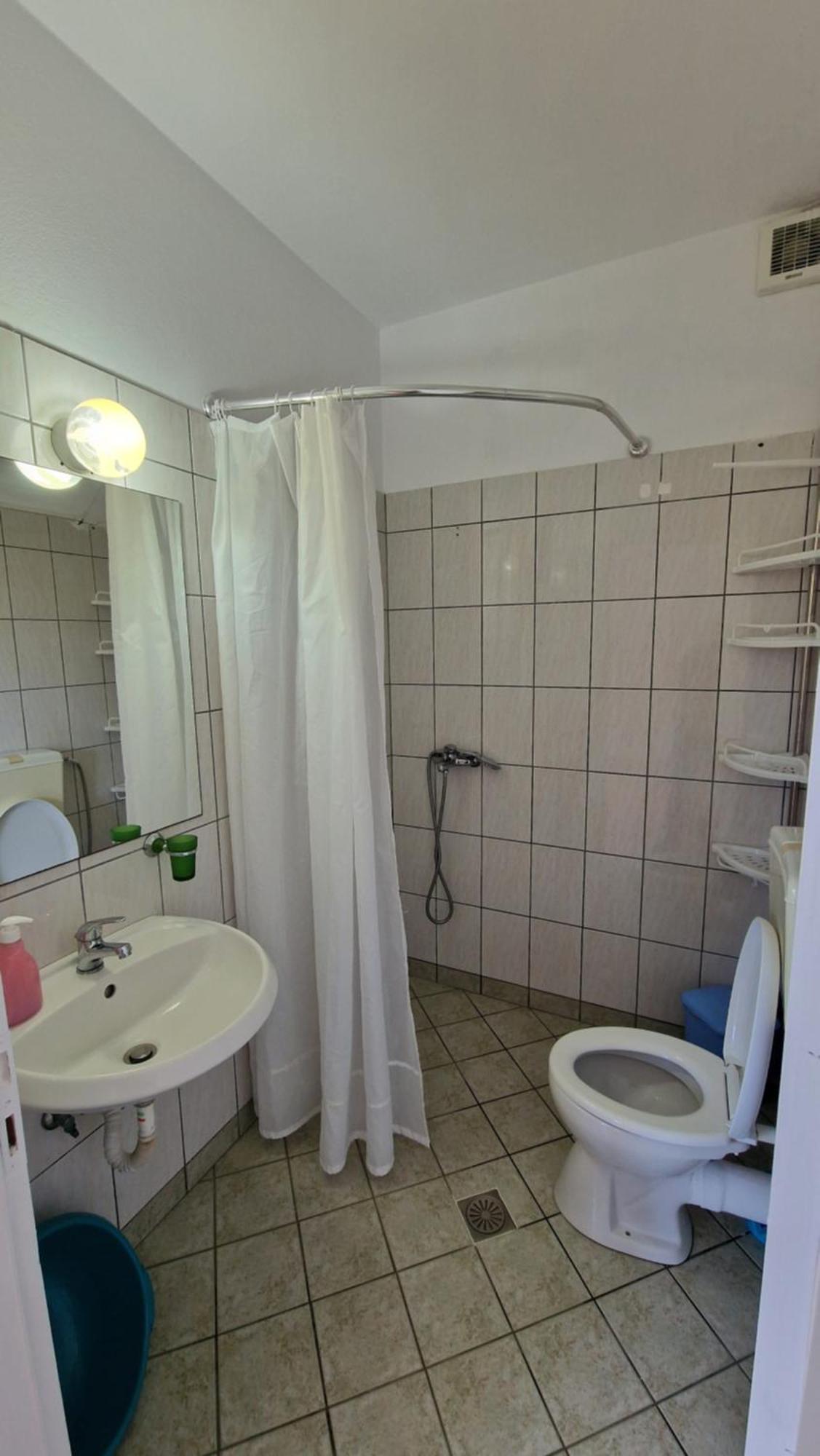 Horizon View Rooms Himare Bilik gambar